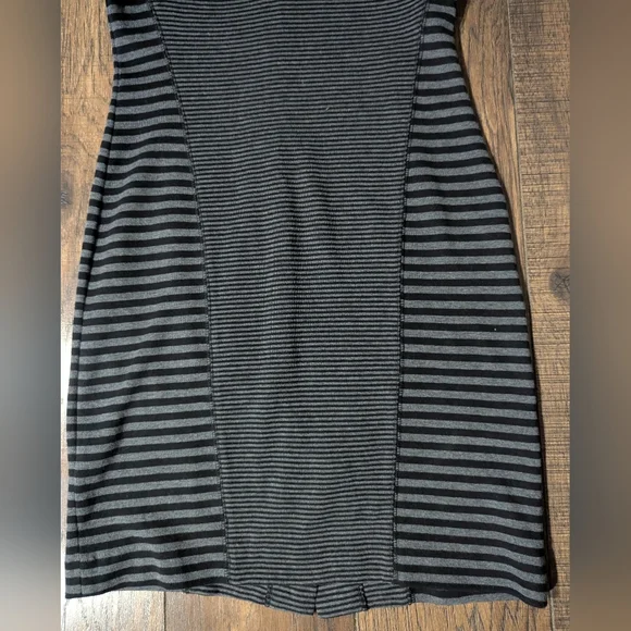 Calvin Klein Womens Size 6 Black & Gray Dual Striped Sheath Dress Cap Sleeves - Picture 3 of 15